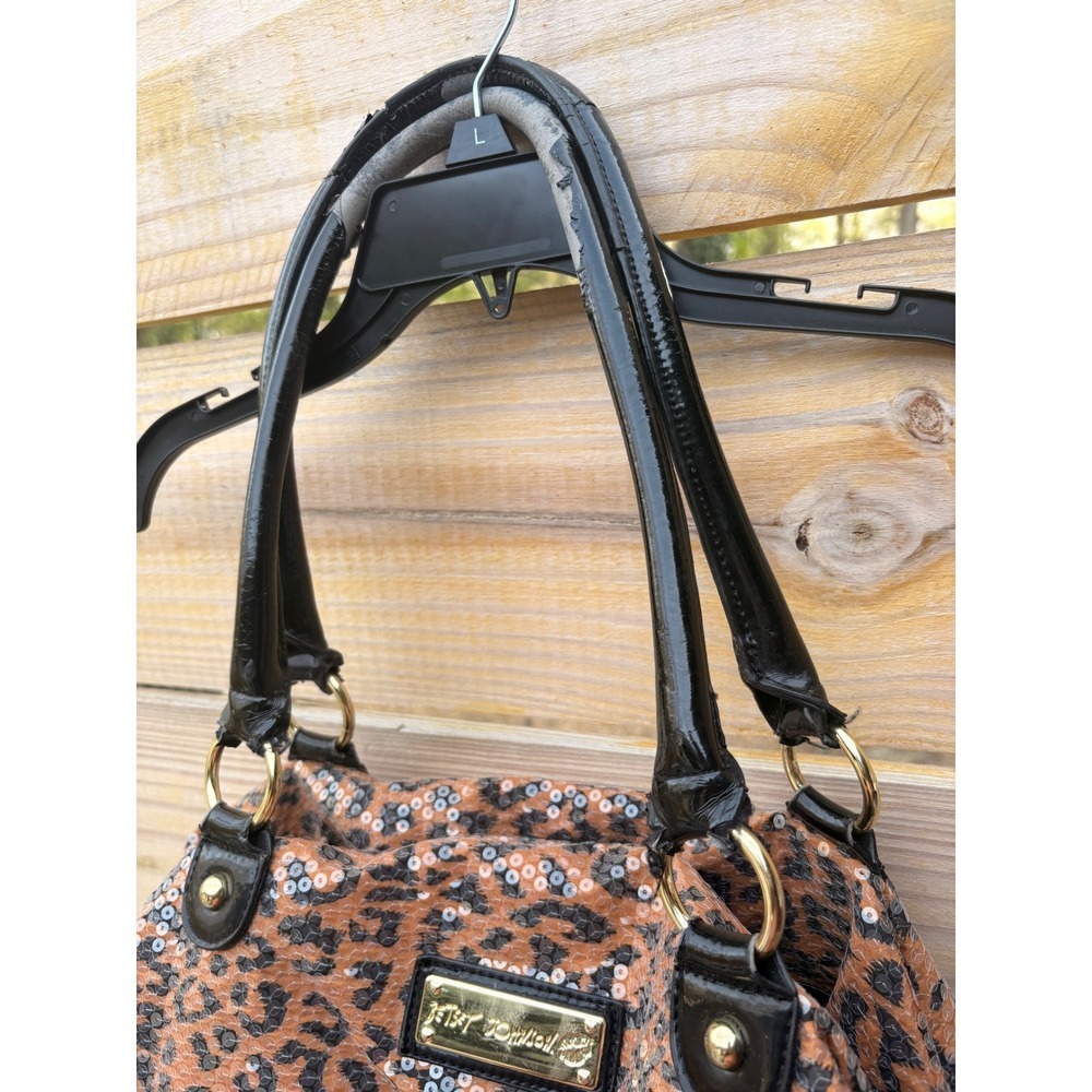 Betsey Johnson Leopard Print Sequin Shoulder Bag Black Patent Trim Gold Hardware - Picture 6 of 15